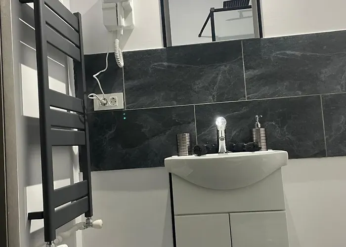 Cris 아파트 Năvodari